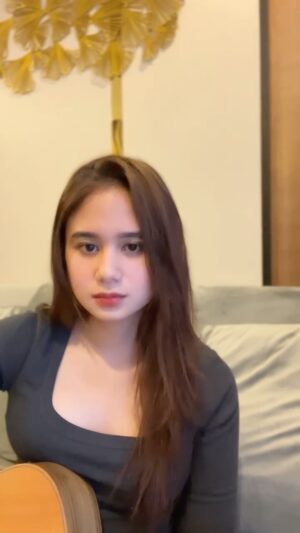 Tissa Biani Azzahra Instagram - @bernadyaribka bisa diammm tidakkkkkk hahahha