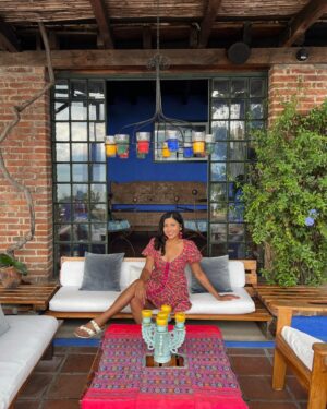 Tiya Sircar Instagram - One happy girl enjoying the heck outta Guaté. 🇬🇹💖

~ colorful, decorated streets of San Juan La Laguna
~ an original Botero in the bar at my new favorite hotel, @casapalopo (do yourself a favor and STAY HERE. DO IT!!)
~ lovely painted village of Santa Catarina Palopo
~ ancient Mayan ruins of Tikal
~ the veranda of Casa Palopo 
~ beautiful streets & 16th century ruins of Antigua Guatemala
~ in my element at the bi-weekly Mercado de Chichicastenango (an absolutely wild & wonderful experience, IYKYK)
~ waiting on a “lancha” to continue village-hopping around Lago de Atitlán
~ Mayan temple jump at Tikal (sorry, had to)
~ Casa Palopo, can NOT say enough about this place (“get thee to confession” and seriously, get thee to Santa Catarina Palopo!)

#Guatemala #Guate #Chichicastenango #LagodeAtitlan #AntiguaGuatemala