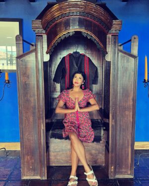 Tiya Sircar Instagram - One happy girl enjoying the heck outta Guaté. 🇬🇹💖

~ colorful, decorated streets of San Juan La Laguna
~ an original Botero in the bar at my new favorite hotel, @casapalopo (do yourself a favor and STAY HERE. DO IT!!)
~ lovely painted village of Santa Catarina Palopo
~ ancient Mayan ruins of Tikal
~ the veranda of Casa Palopo 
~ beautiful streets & 16th century ruins of Antigua Guatemala
~ in my element at the bi-weekly Mercado de Chichicastenango (an absolutely wild & wonderful experience, IYKYK)
~ waiting on a “lancha” to continue village-hopping around Lago de Atitlán
~ Mayan temple jump at Tikal (sorry, had to)
~ Casa Palopo, can NOT say enough about this place (“get thee to confession” and seriously, get thee to Santa Catarina Palopo!)

#Guatemala #Guate #Chichicastenango #LagodeAtitlan #AntiguaGuatemala