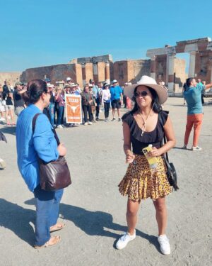 Tiya Sircar Instagram - TFW you’re exploring the absolutely incredible ruins of Pompeii— a lifelong dream TBH — and get super pumped to see a big group of fellow Texans (Longhorns at that!!), instantly & excitedly throw up a Hook ‘Em 🤘🏽, and then immediately reconsider bc…who else would do something like this? In a place like that? It’s us. It’s Texans. The pride we feel, welp, we take it everywhere. 😆🤪

A story in 4 slides. 😂 

#TexasForever #HookEmHorns #LonghornLove #Pompeii #Italy