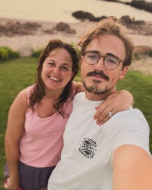 Tom Fletcher Instagram - When mum and dad just want to take a selfie…