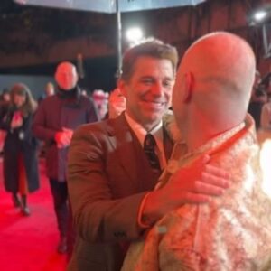 Tom Holkenborg Instagram - 🫂 #ZackSnyder @rebelmoon