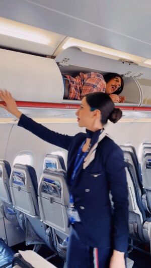 Tonis Sfinos Instagram - Πέταξε vip με extra leg room, νιώσε άνεση και ησυχία σε κάθε πτήση της @aegeanairlines. Είσαι βασιλιάς των αιθέρων, απόλαυσε την κάθε στιγμή του ταξιδιού σου σε όλους τους προορισμούς της και το υπέροχο φιλικό σέρβις που σε τοποθετεί με φροντίδα "ψηλά" στα μάτια όλων! Διάλεξε τωρα: Μπρούμυτα ή ανάσκελα!! #aegean #ταξιδεψε_ξαπλα #πρωτοπορία #παγκοσμια_πατεντα #εναλλακτικος_τροπος_αποθηκευσης #ειμαι_ενα_carryon #νιωσε_βαλιτσουλα #μηπως_ειμαι_8_κιλα_και_δεν_το_ξερω?