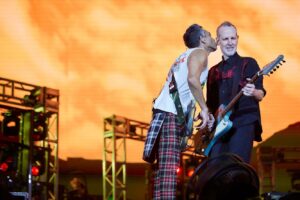 Tony Kanal Instagram - Some more highlights from our @coachella Weekend One show captured by our friend @steveerle. Counting down the days to @coachella Weekend Two. 

See you on Saturday!!! 

#Coachella #Coachella2024 

📷: @steveerle