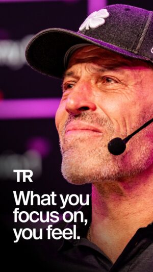 Tony Robbins Instagram - Every moment of our lives, whether we realize it or not, we’re answering these three questions – and if we’re not careful, they take control of us. ⚠️ 👁️🤔