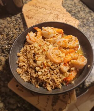 Tony Todd Instagram - #shrimpscampi #Lemon, white wine, butter, garlic, red pepper flakes, herbs, olive oil over #wildbrownrice