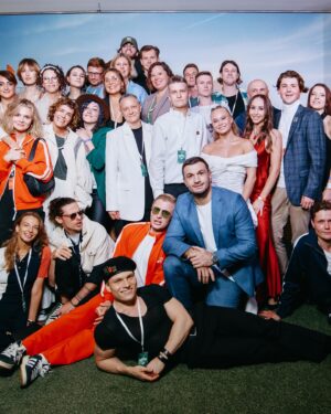 Tornike Kvitatiani Instagram - Листай вправо 👉 
Сериал «ИГРЫ» премьера❗️
Смотрите на Кинопоиске!
Огромное спасибо режиссеру Евгению Стычкину, за прекрасную роль!
Мухаммад будет со второй серии 😃