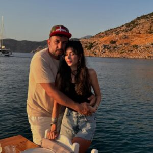 Toygan Avanoğlu Instagram - 🧡 @toyganavanoglu