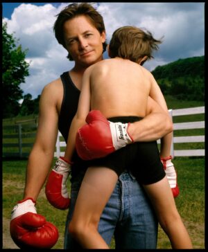 Tracy Pollan Instagram - To the best in the biz, nobody does it better! Happy Father’s Day @realmikejfox 

@markseliger