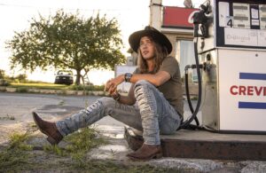 Travis Cormier Instagram - Hey guys! Today’s the last day to Pre-Save and enter the intimate virtual get-together release contest! You’ll find all details on my website!

📸 @agenceranch