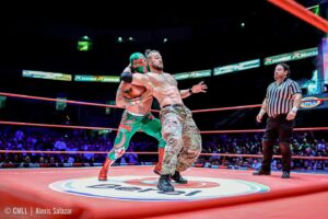 Travis Gordon Instagram - Photo Dump from my first championship opportunity here in CMLL this past Friday in Arena Mexico 🇲🇽 

Photos by @elfotografodelasluchas 📸 

#LuchaLibre #プロレス #ProWrestling #CMLL #ArenaMexico #FlipGordon #Luchador #FlipArmy