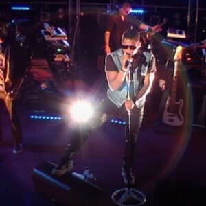 Trevor Nelson Instagram - In honor #BlackHistoryMonth, @djtrevornelson celebrates U-S-H-E-R @usher. From interviewing him at The Lowdown back in 2003 to his live performance at the BBC Live Lounge, Usher has continued to prove why he’s more than just an artist… he’s a icon 🙏🏾🖤

📻 Catch Trevor Nelson | Sunday’s 11am
🎧 Listen back on @bbcsounds