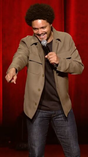 Trevor Noah Instagram - Thank you to everyone that's been coming out to the shows!! Even when you're late for many, many reasons 🤣 Watch the extended video on my Youtube now! YouTube.com/TrevorNoah (link in bio & story) 🙌🏽🙃
