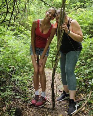 Tricia Helfer Instagram - Lucky gal having my sister visit from Canada for the weekend. ❤️