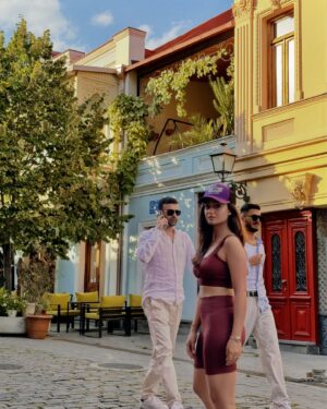 Tridha Choudhury Instagram - The last slide is the cutest 🪭

Wearing @birdeye.india 
PR @firstimpression_in 🪭

#athleisurewear #athlesiure #activewearforwomen #workoutapparel #athleisurefashion #athleisurestyle #europeansummer #europe2024 #summerfit #summerfitness