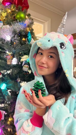 Trinity Bliss Instagram - Although I am a SoCal girl, there is a #christmastreefarm in my heart! 🎅 dropped in too! 
Happy Holidays!!!!!!
#christmastreefarmcover