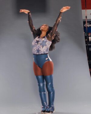 Trinity Fatu Instagram - I’m the oldest but I call her @jadecargill my big sis for obvious reasons 💪🏾🤩 📸 @scottbrinegarstudio