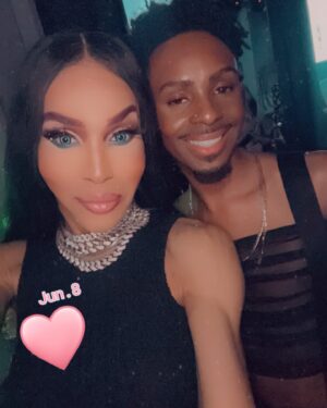Trinity K. Bonet Instagram - My famous and funny daug @jay.nedaj got on stage wit me for alil fun.. So exicted for your future Jay bonet debut it’s gonna be everything!!!!! And you gotta love a husband who is 10 toes down for there baby!