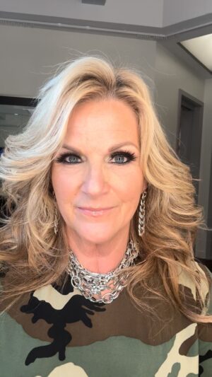 Trisha Yearwood Instagram - ☕️