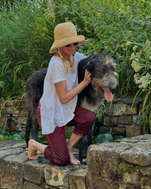 Trudie Styler Instagram - Together again 🐾