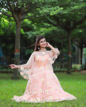 Trupti Mirambika Instagram - ☺️🌟
#instagram #creator #love