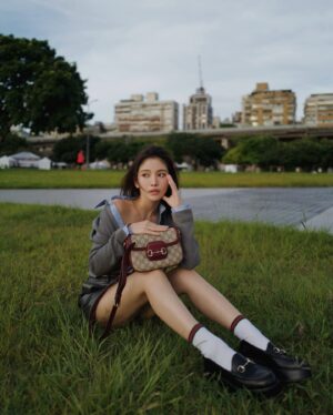 Tsai Jui-hsueh Instagram - 情人節想好要跟誰過了嗎？

這次七夕情人節限定包款
經典的Horsebit 馬銜鍊包款搭配
Rosso Ancora 暗紅色皮革真的好喜歡♥️

@gucci #gucci