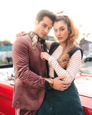Tutú Vidaurre Instagram - Se vienen cositas… cositas ricas… @reyalcalde @tutuvidaurre 
Si quieren saber más sigan a @chicaricathemovie 
#movie #film #cine #chicaricathemovie