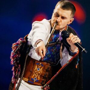Tymofii Muzychuk Instagram - У цій публікації ми б хотіли познайомити вас з @sopilkar

Зазвичай батьки не стримуються від порад дитині. А коли мова заходить щодо творчої професії (наприклад, музикант чи художник), то батьки згадують сотні причин, чому не варто й братися. Але Тимофій вирішив зберегти традицію своєї матері та бабусі, та обрав музичний фах. 

На кожному концерті ми можемо спостерігати, як Тіммі бережно відноситься до музики, яку він виконує. Для нього - це сакральне дійство, яке не просто дає зрозуміти, що таке сопілка, але і повністю передати вайб духового інструменту та його історію. Ну а ще - вокал. За концерт Тіммі може зачитувати реп, вести музичну партію і брати високі ноти.

Ми щиро раді, що Тимофій у нашій команді, і ми дякуємо за те, що він для нас робить ❤️

In this post, we'd like to introduce @sopilkar to you

Usually, parents cannot keep their pieces of advice to themselves as to future professions of their kid: it should be lucrative and easily explained to relatives or colleagues. And when it comes to something creative (for example, a musician or an artist), then you will hear a hundred reasons, why it is not profitable. Tymofii, comes from a family of professional musicians, his mother and granny supported his professional choice.

At each concert, we enjoy to watch, with what care Timmy is treating every sound. For him, playing sopilka is a sacred ritual, he manages to convey the vibe of the woodwind instrument, its history. And also - vocals. During a concert, Timmy can read rap, lead a musical party and take high notes.

We are happy to have Tim in our team and we are thankful to him for what he does for us ❤️