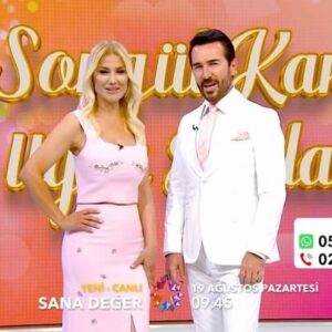 Uğur Arslan Instagram - Songül Karlı ve Uğur Arslan ile #SanaDeğer 19 Ağustos Pazartesi’den itibaren hafta içi her sabah 09.45’te canlı yayınla Star’da!
@sanadegerresmi
@startv 
@globalmedya 
@songulkarliofficial 
@ugurarslanvip 

Başvuru için: 📱 0549 108 10 10 ☎️ 0212 702 30 30