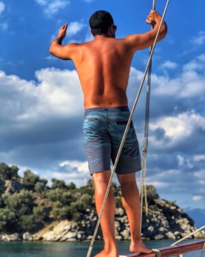Uğur Biçer Instagram - handeee... @handesubasicom fotona hitaben 😎