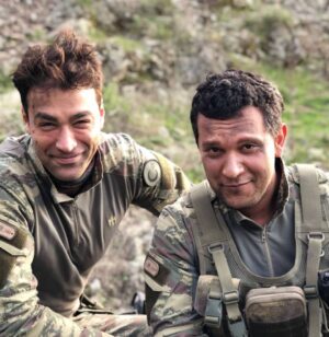 Uğur Biçer Instagram - güzel adams ... 😉 @sarpablo11  #savaşçı
