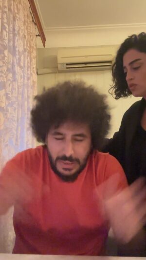 Ülvi Həsənli Instagram - Futbola da baxmağa qoymurlareee😂😂