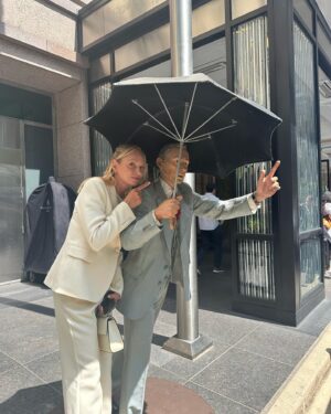 Uma Thurman Instagram - Love, passion and joy at the DNC! Text WOMEN to 30330 to join Women for Harris. Be counted, be heard, be free. You’re beautiful! 🇺🇸