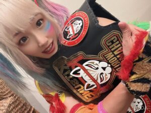 Unagi Sayaka Instagram - チャンピオンになりました🦖🔥

#Gyan
#unagisayaka
#ウナギサヤカ