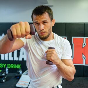 Usman Nurmagomedov Instagram - 35 дней до боя 👊🏻 
See you soon In sha Allah