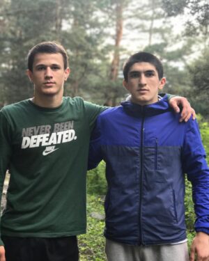 Usman Nurmagomedov Instagram - Хочу пожелать удачи в поединке своему брату @amru_magomedov 
  Его бой пройдет в субботу 20 мая на  @uae_warriors 
  Следите за этим парнем ,  очень скоро он объявит о себе на весь мир 👊🏻🌎