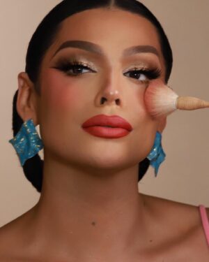Valentina Instagram - Los amo a todos, muchísimas gracias por tanto amor siempre💕 Ting ting ting✨

📸 : @ernestocasillas