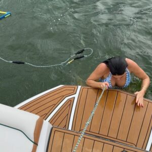 Valentine Thomas Instagram - Real reason I stopped spearfishing 😂 

No pregnant women were harmed in the making of this video. Husbands were asked to film and otherwise not intervene.