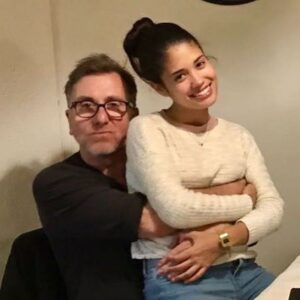 Valeria Emiliani Instagram - Feliz día compañeros, a los que seguimos en el proceso aprendiendo cada día. Gracias por hacernos sentir! Feliz día del actor 🎭 ¿Cual de estos personajes ha sido tu favorito?