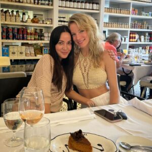 Valeria Gastaldi Instagram - Domingo en Familia 🫶

Qué felicidad este reencuentro hermana de mi Vida! @valeriagastaldi