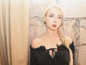 Valeria Lukyanova Instagram - Родинки, папилломы и бородавки — это не просто косметические недостатки, это грибковые инвазии, которые могут появляться на нашем теле. Это не нормально, и с этими образованиями необходимо бороться незамедлительно. Чем раньше вы начнете, тем легче вам будет избавиться от них.

Я хочу поделиться с вами эффективной методикой, которая поможет вам удалить новую родинку с помощью натуральных средств. Лично мне всегда удавалось справляться с новыми родинками, которые начинают появляться. У меня осталась лишь одна родинка, с рождения на руке, и больше я не допускаю появления новых. Вы сами можете это увидеть по моему телу! Сегодня на консультации с нашими специалистами, вы сможете получить рецепт удаления новых родинок, которые вы могли заметить, что стало больше за лето. Переходите по данной ссылке на запись на бесплатную консультацию, где вам дадут информацию, как сделать так, чтобы  уже через неделю  родинка начнет подсыхать и примерно через две недели отвалится. Однако, стоит помнить, что данная методика подходит только для новых родинок.  На консультации  вам раскроют все тонкости . Также вы получаете схему применения на сессии, чтобы на нее попасть проходите по ссылке в профиле в группу тг Эталонный аватар , внутри будет форма для заполнения , на сессию , заполняйте анкету и с вами свяжутся . 

#родинки #паппиломы #бородавки #валериялукьянова #аматуе #омоложение