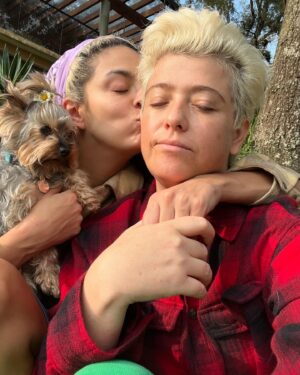 Valeria Vera Instagram - Nada me daría mas felicidad que hacer de JUNIO un estado de consciencia permanente.

#pridemonth🌈
