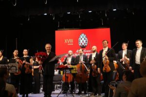 Valery Gergiev Instagram - Симфонический оркестр Мариинского театра и Валерий Гергиев сегодня выступили в Калуге. 
В 19:30 состоится выступление в Туле. 
В Тульской областной филармонии прозвучат «Месса поминовения» для хора a capella и «Поэтория» Родиона Щедрина, солистка – Екатерина Сергеева (@ka_ty_ko_ ), чтец — Сергей Безруков, а также – «Мученичество святого Себастьяна» Клода Дебюсси, солистки – Анастасия Калагина и Ангелина Ахмедова.(@angelina_akhmedova). Завтра коллектив выступит в Смоленске и в Москве. 
В Московском концертном зале «Зарядье» (@zaryadyehall) в 19:30 состоится закрытие XVIII Московского Пасхального фестиваля (@easterfestival.ru). Вновь прозвучат «Месса поминовения» для хора a capella и «Поэтория» Родиона Щедрина, солистка – Екатерина Сергеева, чтец — Сергей Безруков, а также – «Мученичество святого Себастьяна» Клода Дебюсси, солистки – Анастасия Калагина и Ангелина Ахмедова.

Автор фото – Александр Шапунов