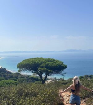 Vanesa Romero Instagram - Han sido unos días de ☀️🌊🏃‍♀️🌅🙏…cargando 🔋 e intentando despejar la mente.
¡A por el lunes 💪! 
#lunes #vanesaromero