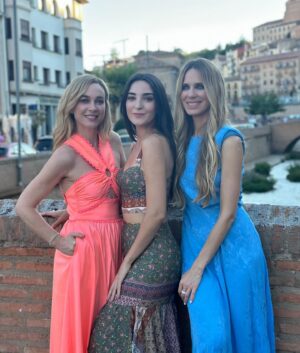 Vanesa Romero Instagram - Ayer presentamos #hotelbitcoinlapelicula en el #festivaldecinedetarazona  y no podemos estar más contentos con la acogida 👏👏👏. Deseadnos suerte con el premio del público de esta noche 🙏
#Manusanabria @pochonglos @idolofilms @lacanicafilms @tarazonacine @palomatejero @deaplaneta @juan_vidal_fernandez @olivia_beyondthetalent