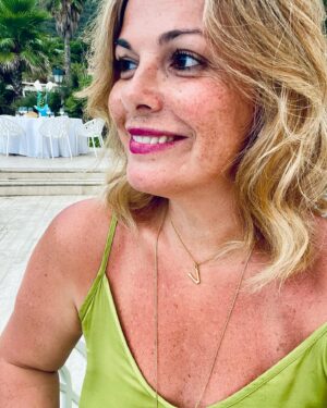 Vanessa Incontrada Instagram - Due sorelle diverse 🤭😉😂