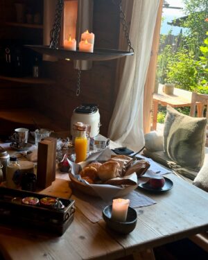 Vanessa Mai Instagram - Hi aus dem Seehütten Urlaub ⛱️⛰️☀️