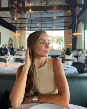 Vanessa Martins Instagram - A conhecer a mais recente novidade da cidade @acosta_byolivier @olivierdacosta.oficial 🤍