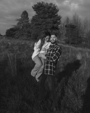 Vanessa Morgan Instagram - So in love with this man, our family of 4 coming this month. 🤰🏽#2 🫶🏽 Suprise! Thank you GOD. 

📷 @jordanvoth