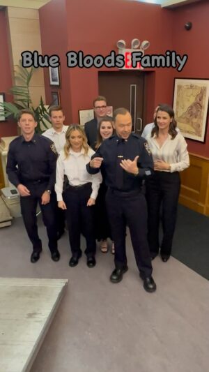 Vanessa Ray Instagram - Bittersweet day on set — but The Blue Bloods Family was up for the Get Down Dance Challenge to lighten the mood! Blockheads, we need you ready to join in! Either in your seats, in the aisles, in your magic seats or wherever you are in the building, during the Magic Summer Tour 2024! 🕺🏼🕺🏻🕺🏼🕺🏻🕺🏻🤖❤️♾💫✨🤟🏼 #dance #fun #motivation #inspiration #GetDownDanceChallenge